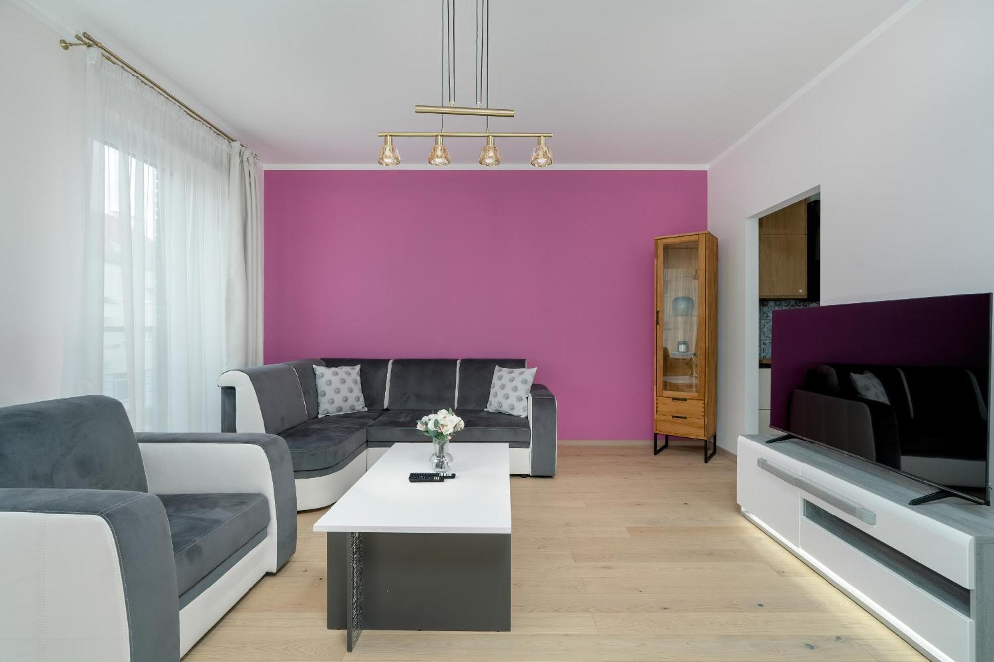 Apartment With Balcony And Free Parking In Poznan By Noclegi Renters Eksteriør bilde