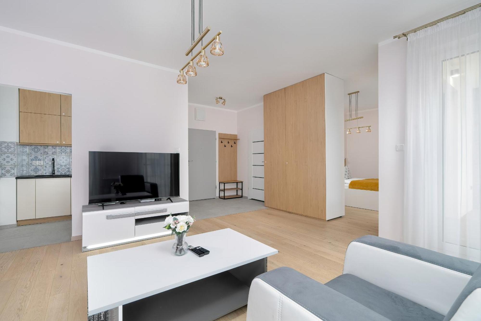 Apartment With Balcony And Free Parking In Poznan By Noclegi Renters Eksteriør bilde